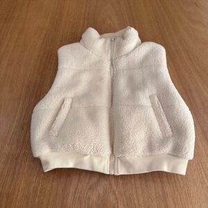 Almost Famous Sherpa Fleece Vest Women’s Small Ivory Zip Front Cozy